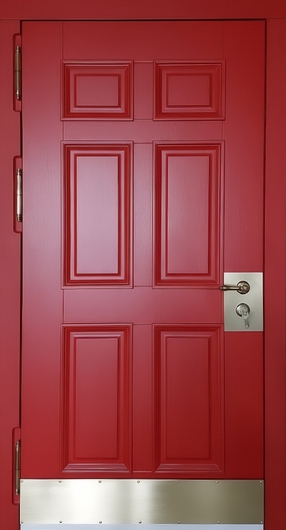 Стальная термодверь с отбойником и красными панелями МДФ RAL