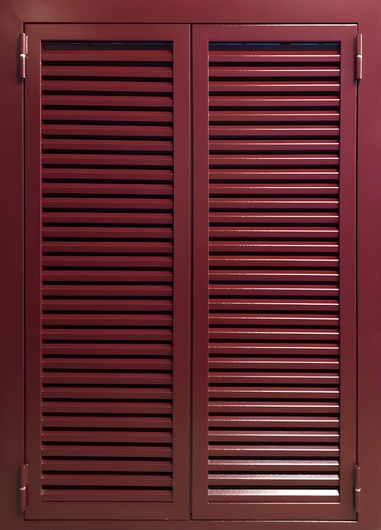 Двустворчатые ставни-жалюзи на окно Двустворчатые ставни-жалюзи на окно