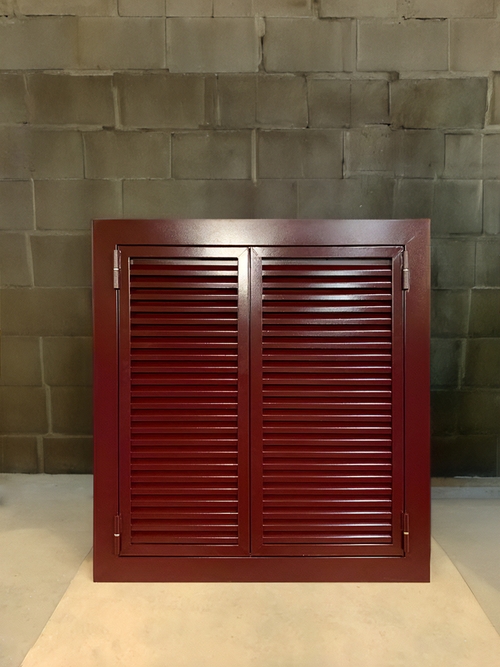 Изготовленные двустворчатые ставни