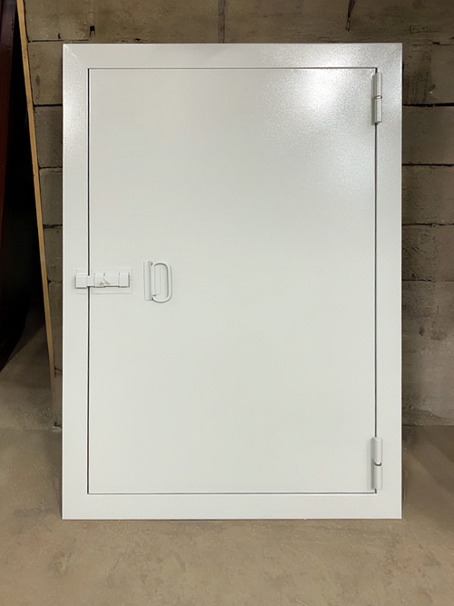 Стальной люк с задвижкой