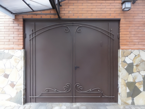 Ворота с коваными узорами Ворота с коваными узорами